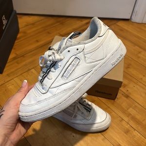 Rebook Classic Used